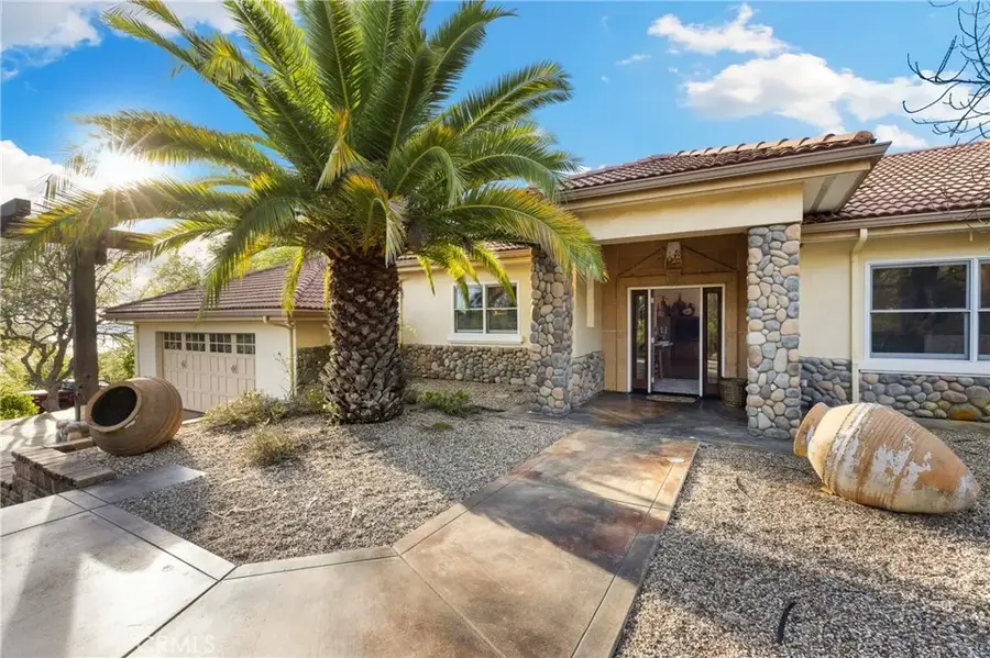 1220 Skylar Lane, Lake Nacimiento, CA 93426 - #3