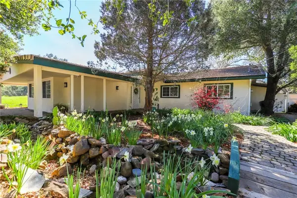 7990 San Gabriel Road, Atascadero, CA 93422