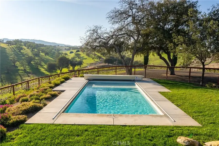 550 Villa Lots Rd, Paso Robles, CA 93446 - #2