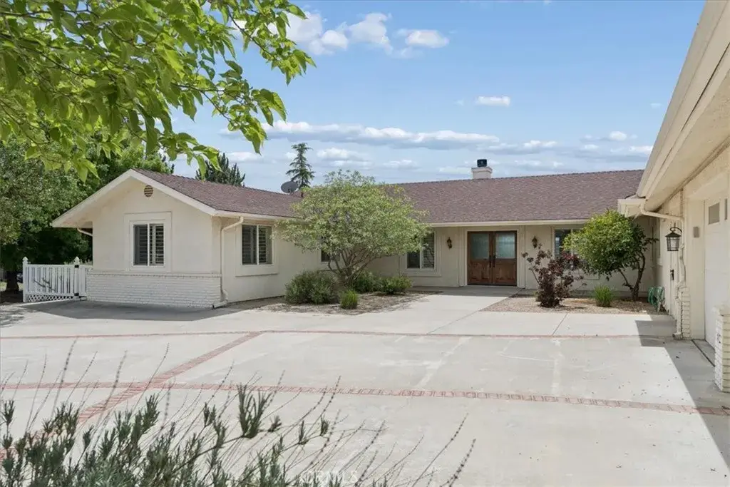 5565 High Ridge, Paso Robles, CA 93446 - #1