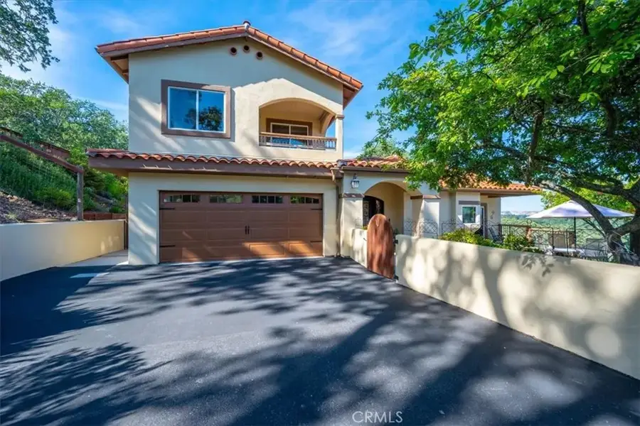 10662 Santa Ana Road, Atascadero, CA 93422 - #3