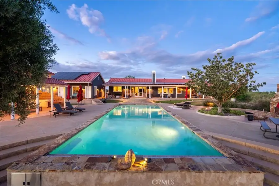 2325 Bella Tierra, Paso Robles, CA 93446 - #2