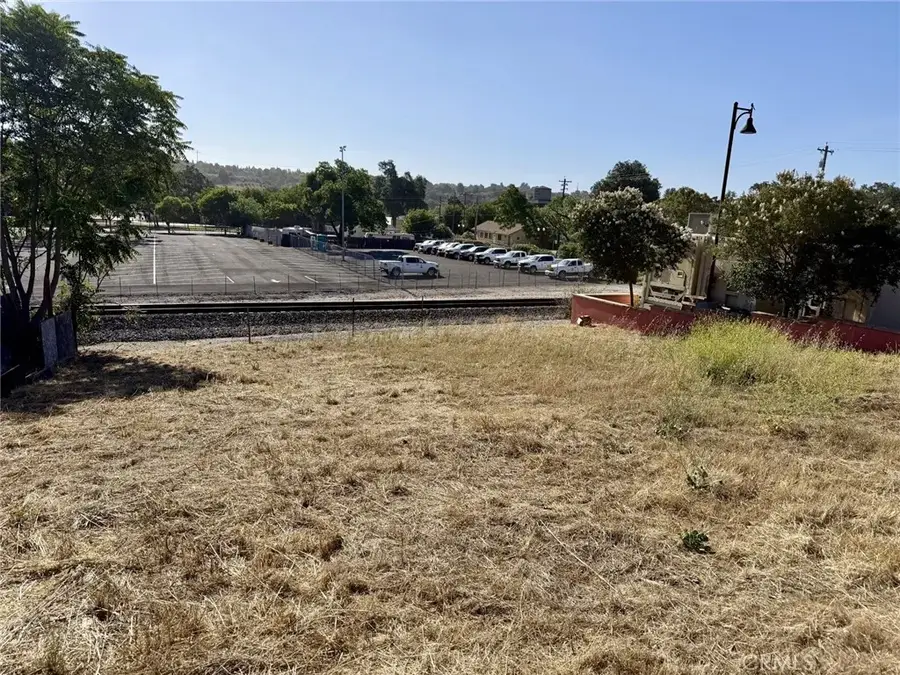 2114 Pine, Paso Robles, CA 93446 - #2