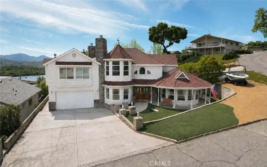 3105 E Beach Circle, Bradley, CA 93426 - #2
