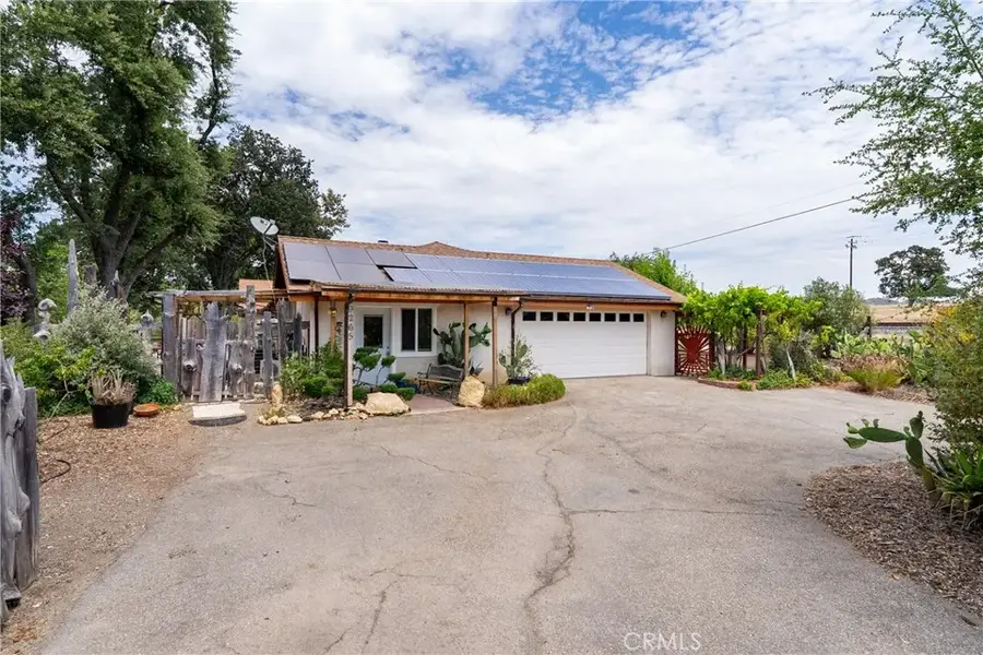 9265 Linden Avenue, Atascadero, CA 93422 - #2