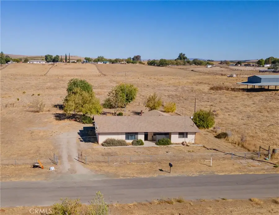 320 Grace, Paso Robles, CA 93446 - #2