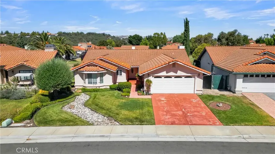 905 Inverness, Paso Robles, CA 93446 - #2