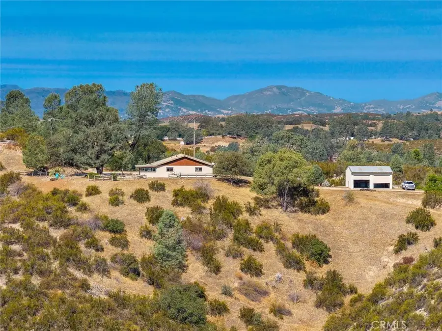 3395 Parkhill Road, Santa Margarita, CA 93453 - #2