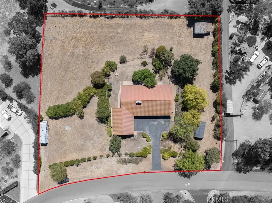 920 Walnut, Paso Robles, CA 93446 - #2