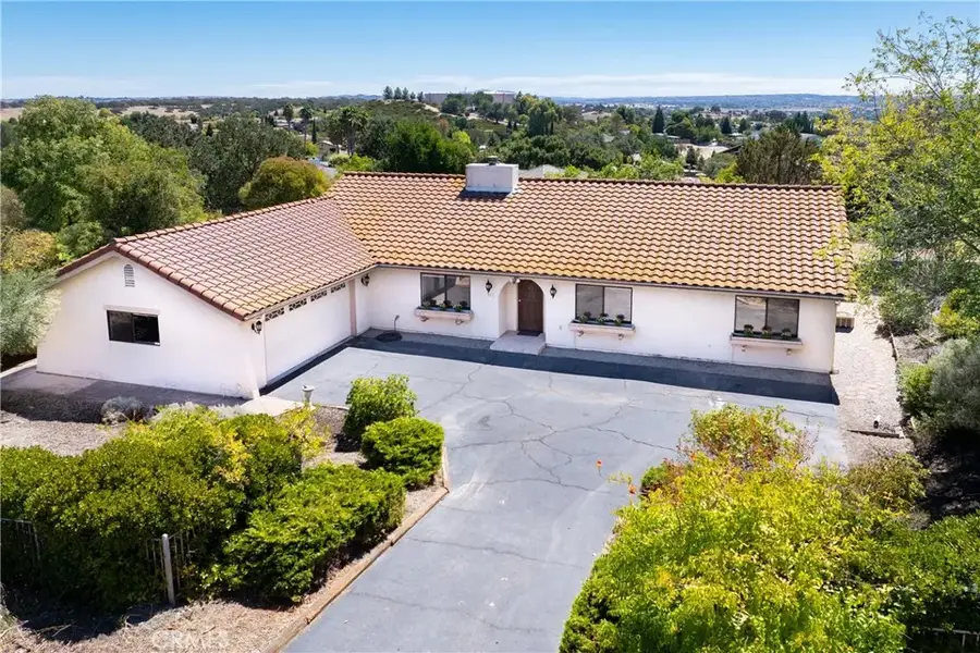 920 Walnut, Paso Robles, CA 93446 - #3