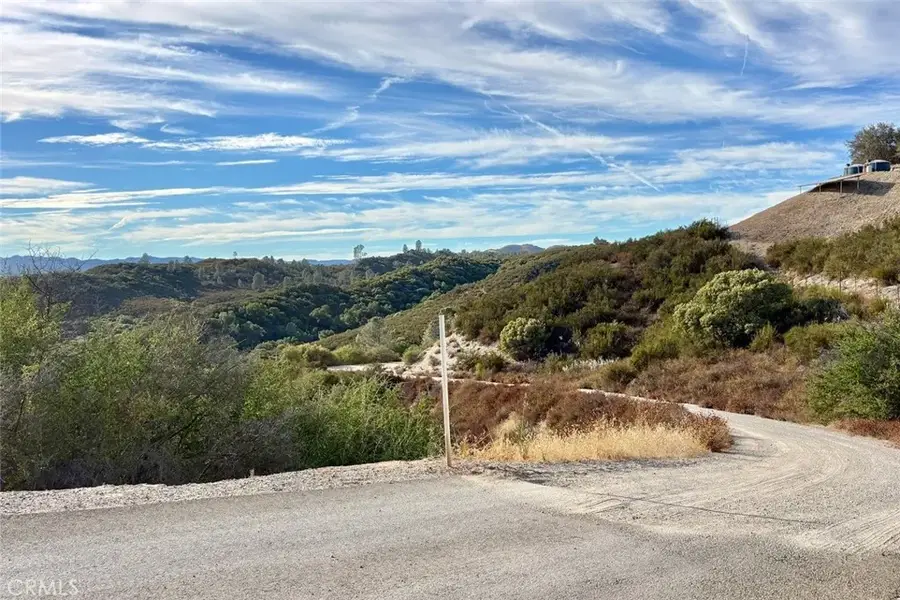 13 Bryson Hesperia, Bradley, CA 93426 - #2