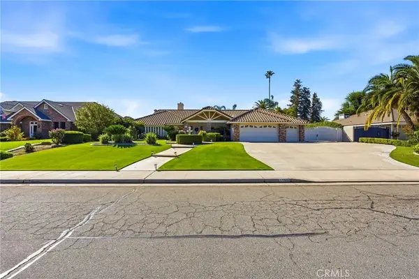 12107 Red Rose Way, Bakersfield, CA 93312