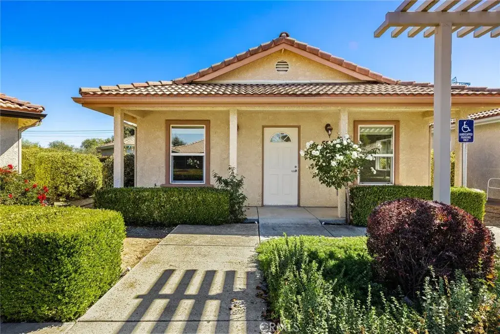 551 N Ferrocarril, Atascadero, CA 93422 - #1
