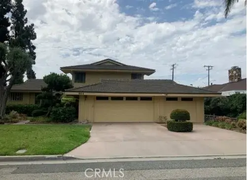 804 E Clemmer Drive, Compton, CA 90221 - Image #1