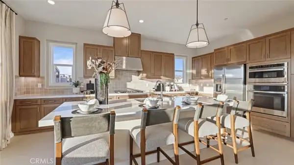 186 Proctor, Irvine, CA 92618