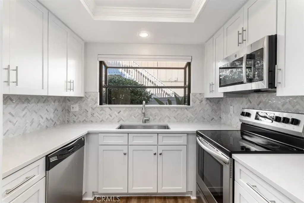 1828 Diamond Street #3, San Diego, CA 92109 - Image #1