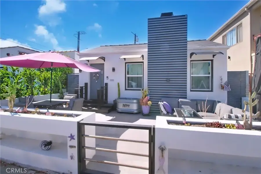 207 Santa Ana Avenue, Long Beach, CA 90803 - Image #2