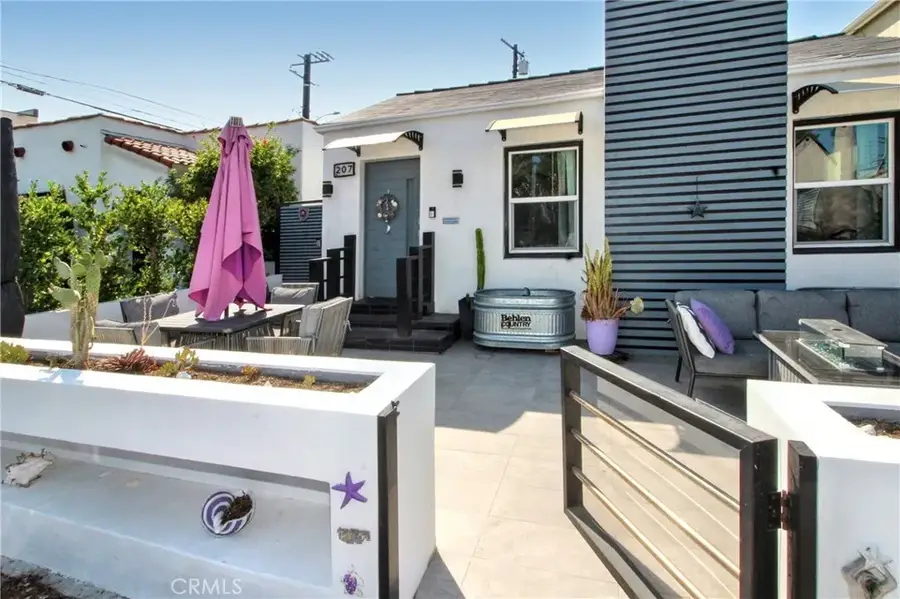 207 Santa Ana Avenue, Long Beach, CA 90803 - Image #3