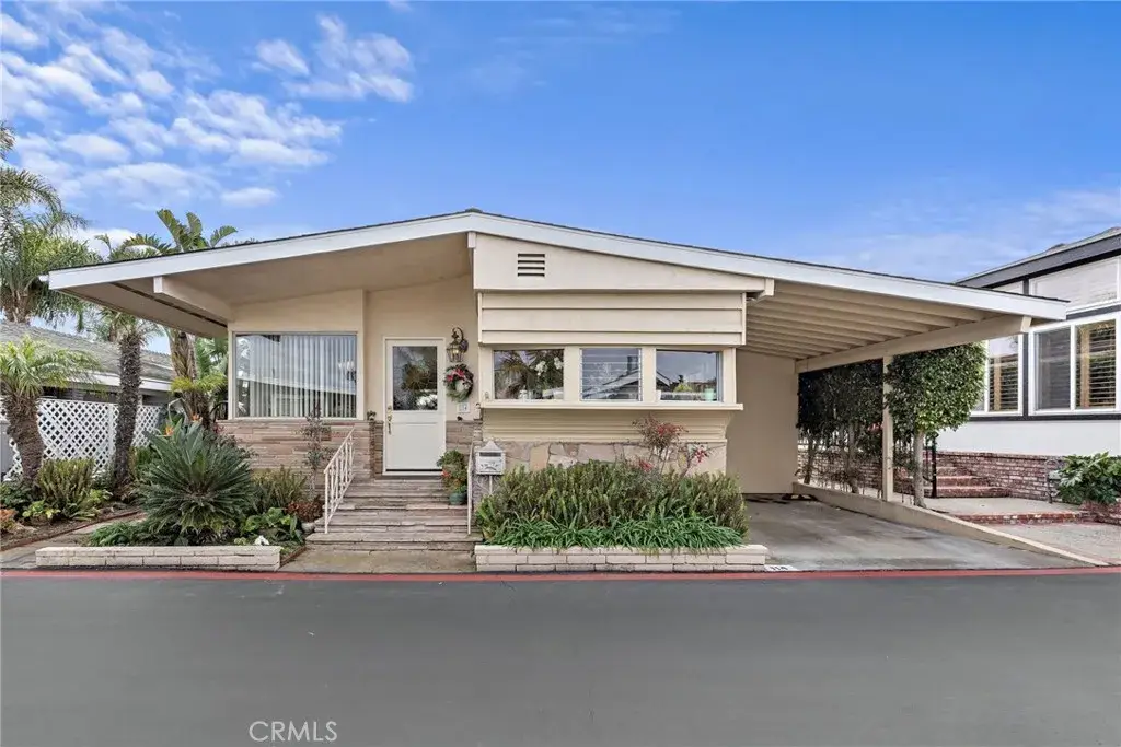 114 Yorktown, Newport Beach, CA 92660 - Image #1