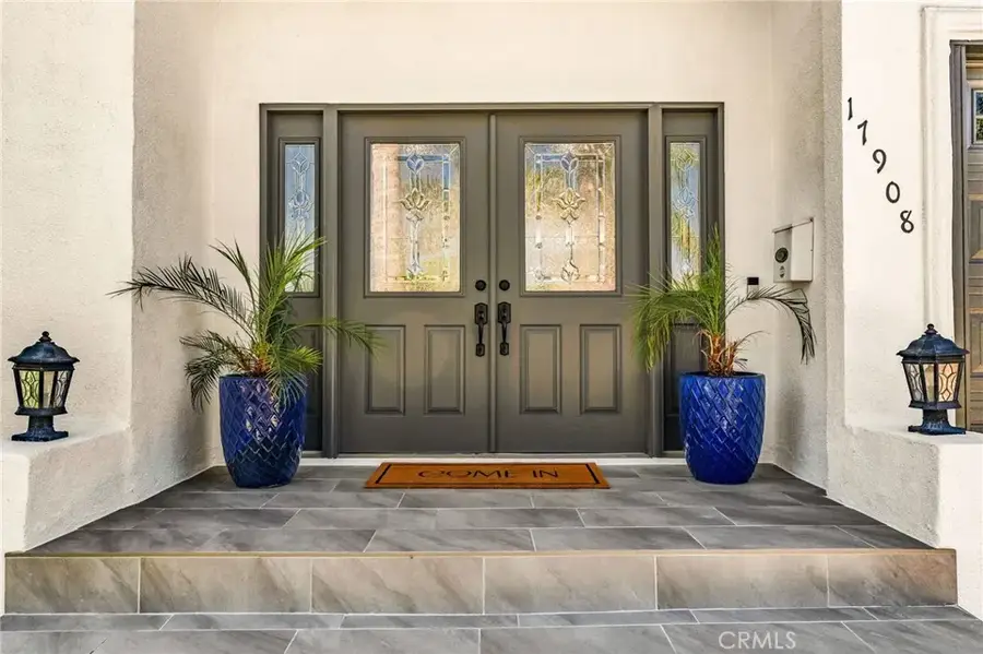 17908 Califa Street, Encino, CA 91316 - Image #3