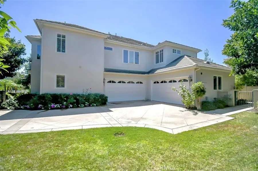 19 Rosana Way, Trabuco Canyon, CA 92679 - Image #2