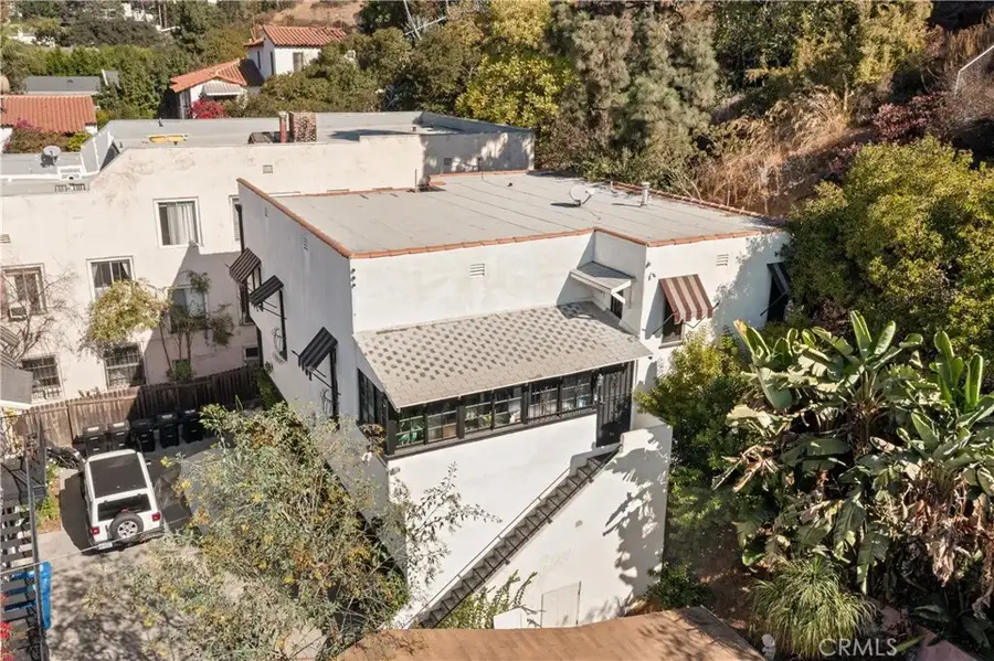 2568 N Beachwood Drive, Los Angeles, CA 90068 - Image #2