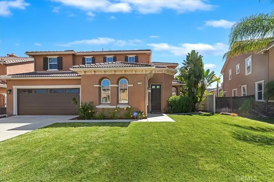 27792 Carlton Oaks Street, Murrieta, CA 92562 - Image #2