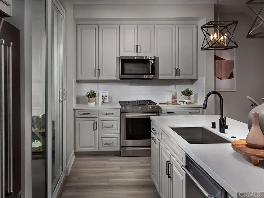 1482 Skyline Lane, San Pedro, CA 90732 - Image #3