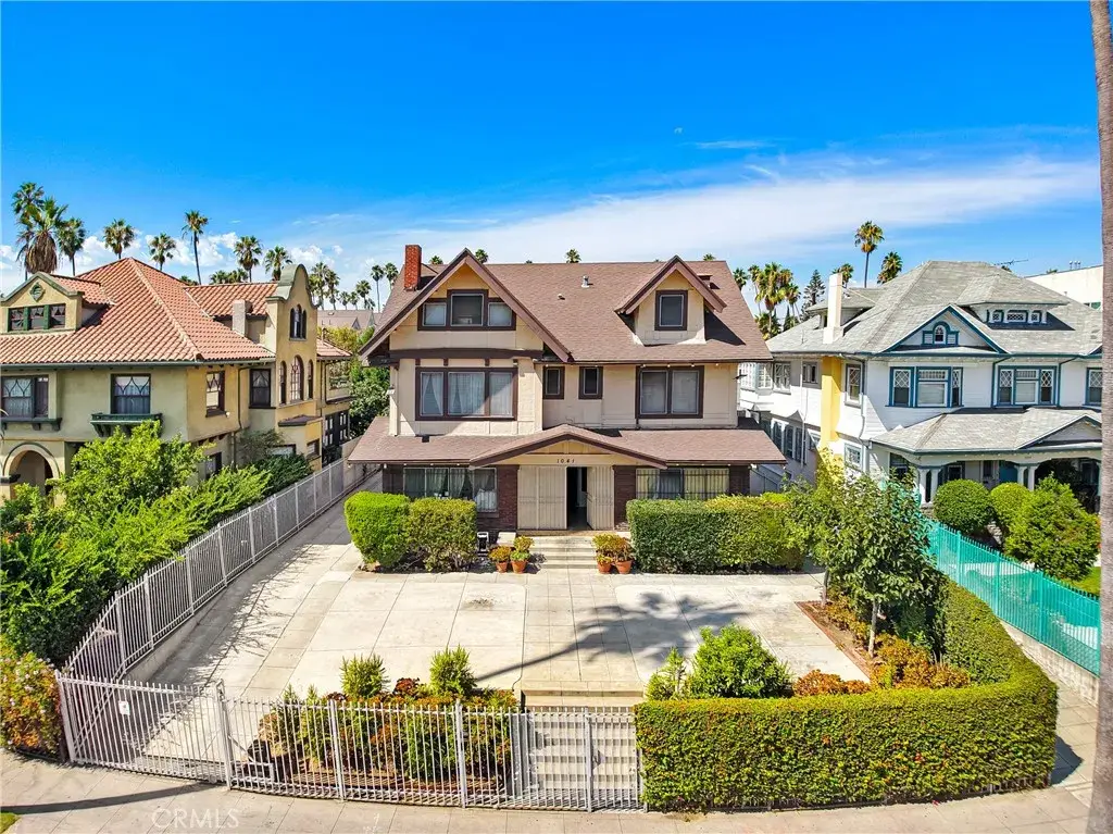 1041 Elden Avenue, Los Angeles, CA 90006 - Image #1