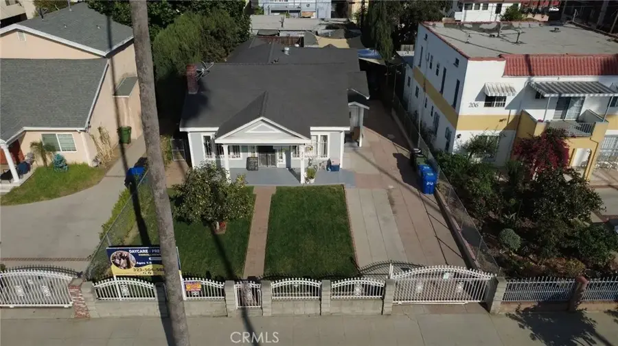 210 N Berendo, Los Angeles, CA 90004 - Image #2