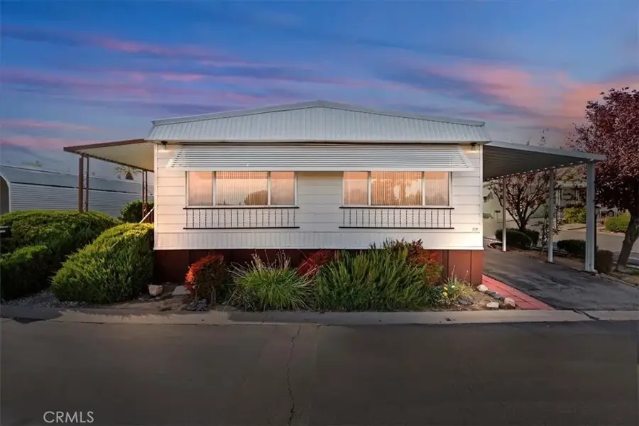 54999 Martinez #65, Yucca Valley, CA 92284 - Image #2