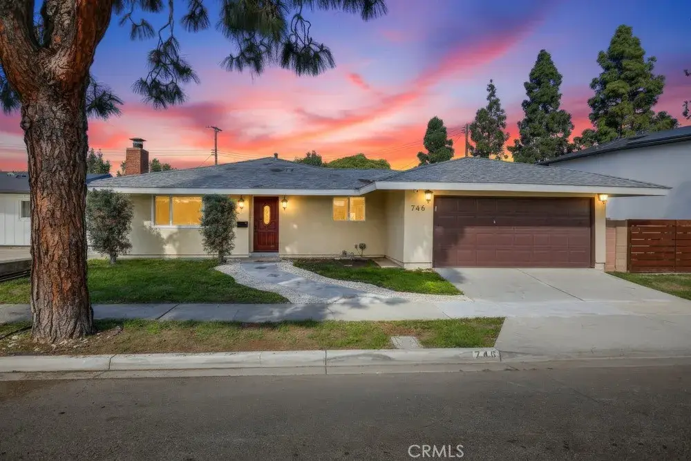 746 Hudson Avenue, Costa Mesa, CA 92626 - Image #1
