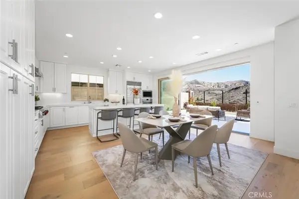 107 Somera, Irvine, CA 92602