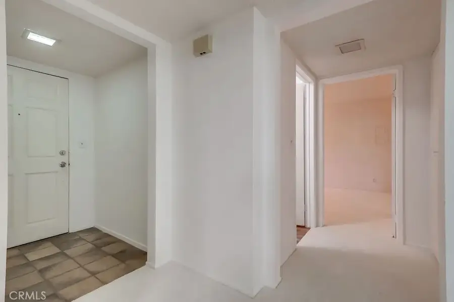 2722 E 20th Street #104, Signal Hill, CA 90755 - Image #3