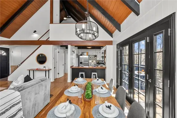 28886 Cedar Drive, Lake Arrowhead, CA 92352