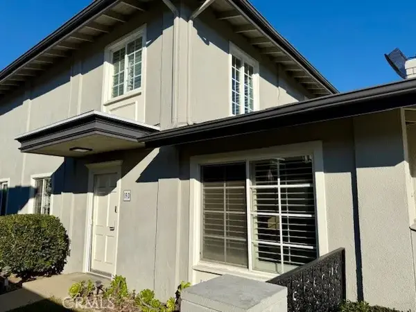 1845 Anaheim Avenue #19D, Costa Mesa, CA 92627