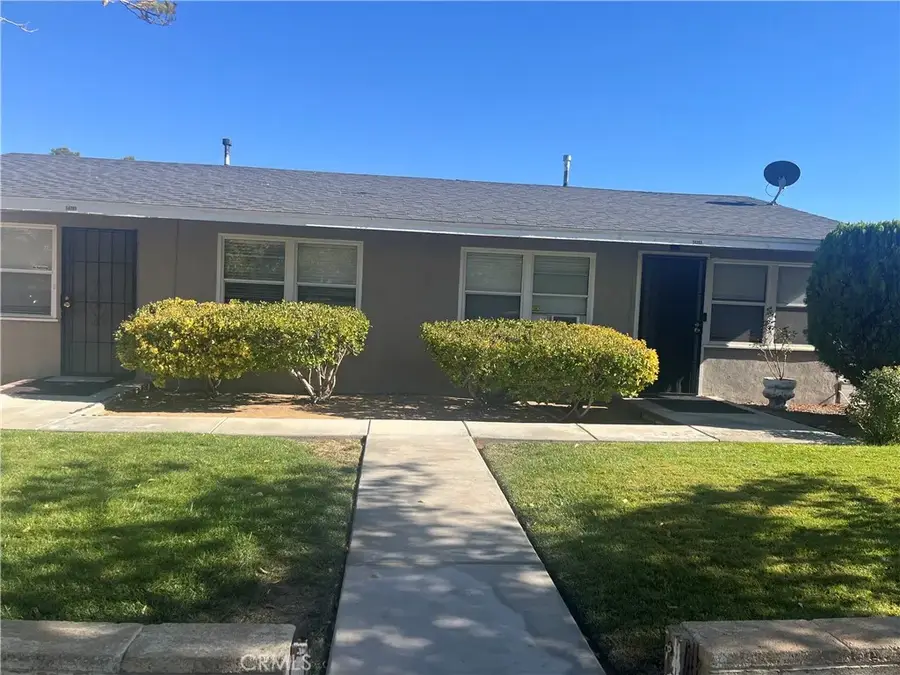 14703 Mesa Dr, Victorville, CA 92395 - Image #2