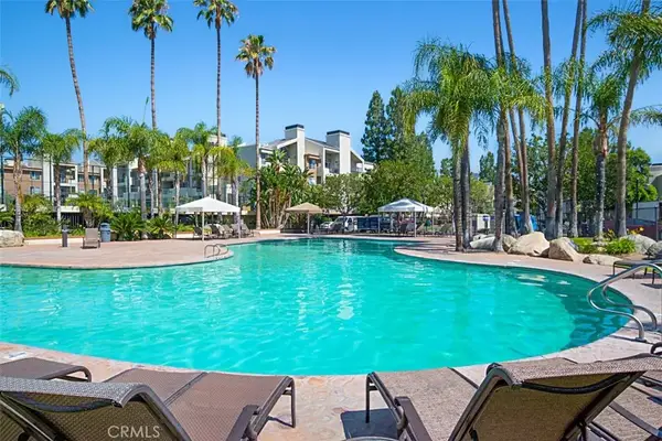 21400 Burbank Boulevard #313, Woodland Hills, CA 91367