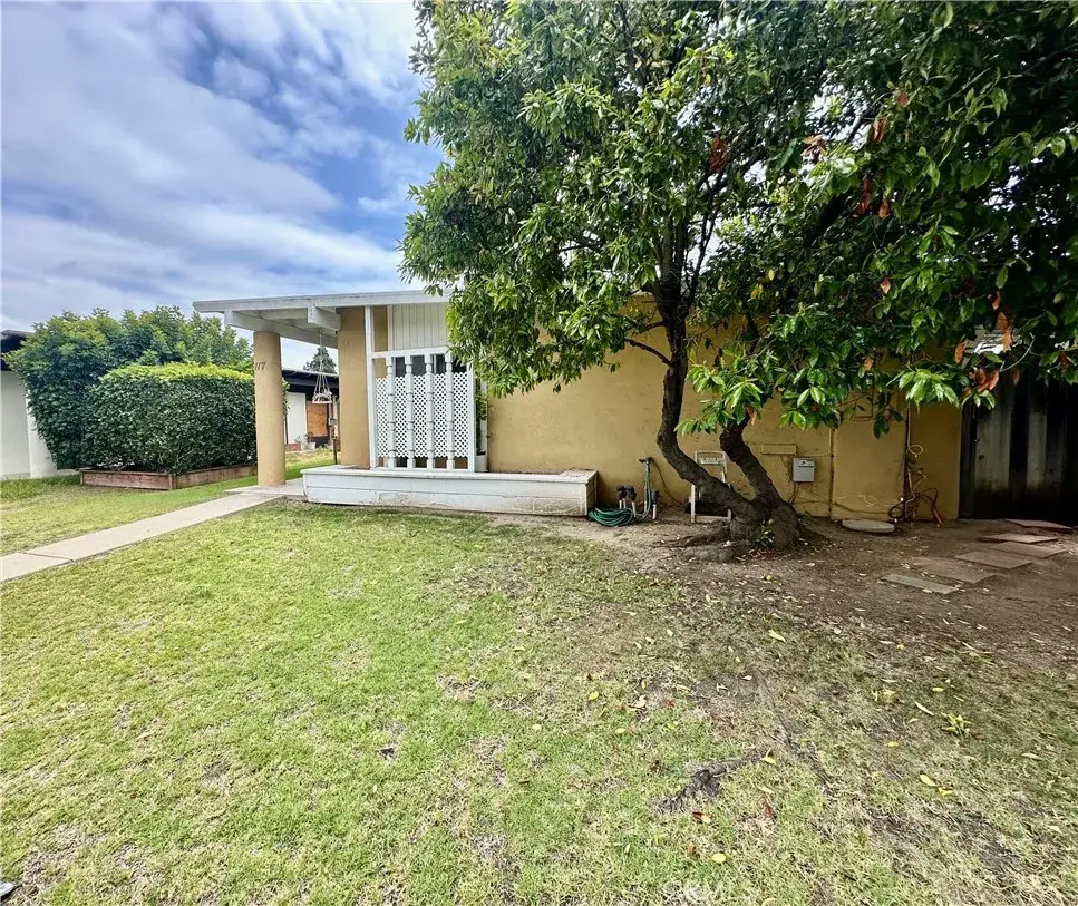 117 Clearbrook Lane, Costa Mesa, CA 92626 - Image #1