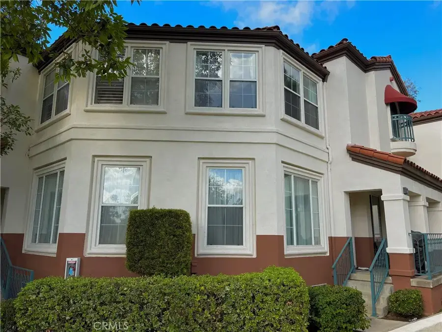 2827 Player, Tustin, CA 92782 - Image #2