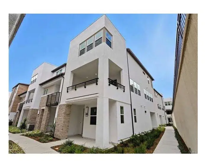 2720 Everly Drive, San Diego, CA 92108 - Image #1