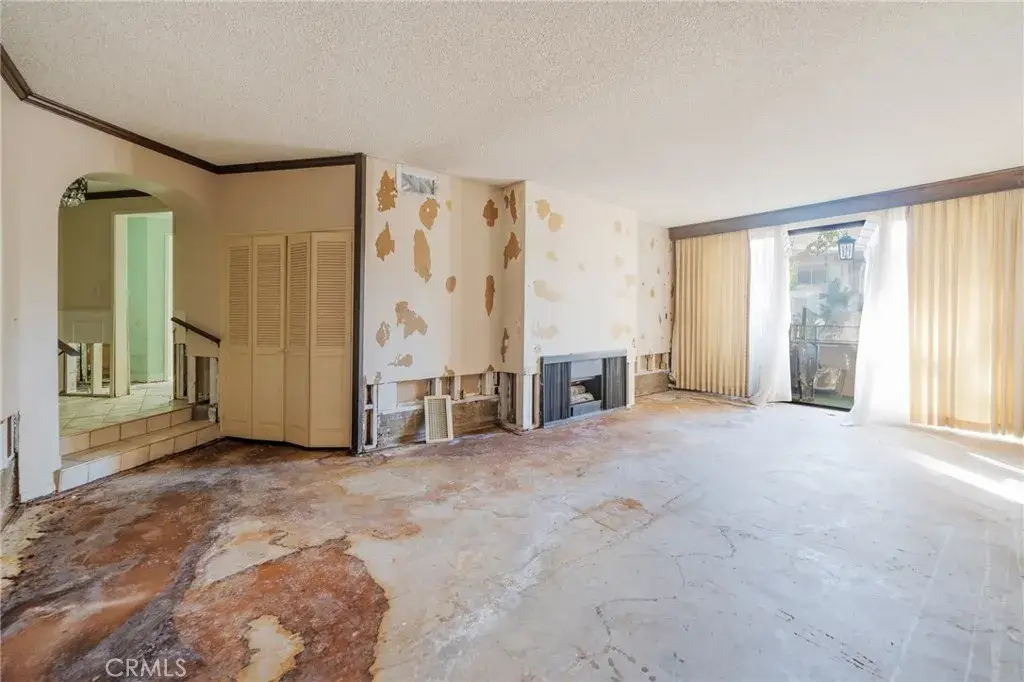 8455 Fountain Avenue #108, West Hollywood, CA 90069 - Image #1