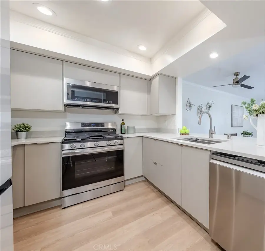 1988 Junipero Avenue, Signal Hill, CA 90755 - Image #3