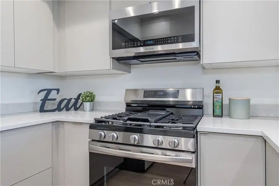 1988 Junipero Avenue, Signal Hill, CA 90755 - Image #2