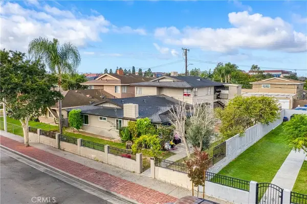 17091 Oak, Huntington Beach, CA 92647