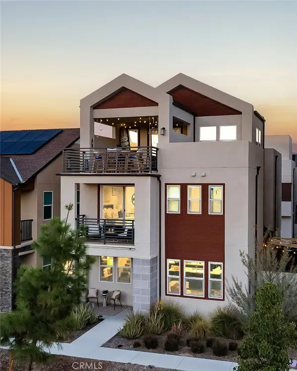 233 Tank, Irvine, CA 92618