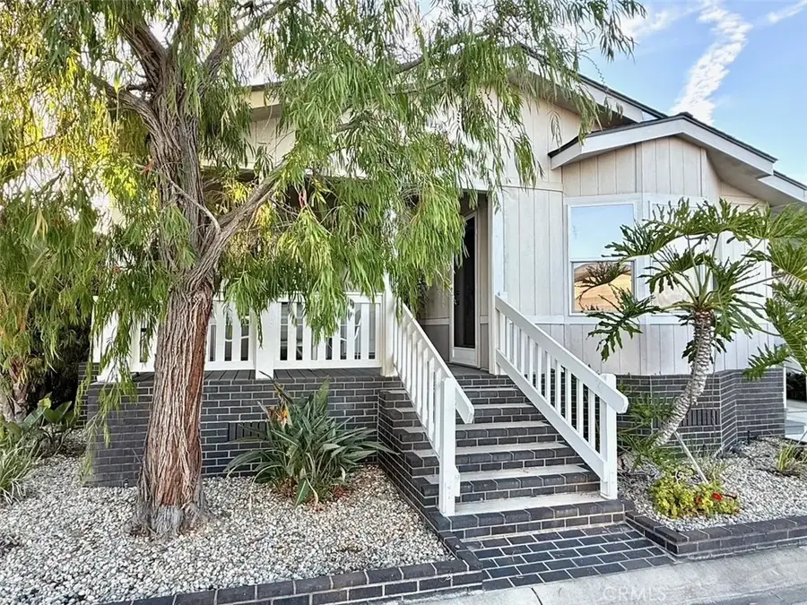 18601 Newland #38, Huntington Beach, CA 92646 - Image #2