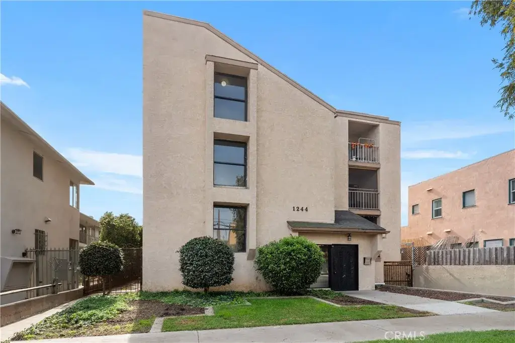 1244 E 3rd #201, Long Beach, CA 90802 - Image #1