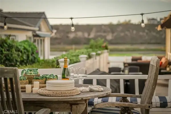 11 Saratoga, Newport Beach, CA 92660