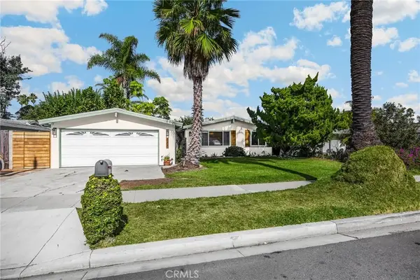 868 Towne, Costa Mesa, CA 92627